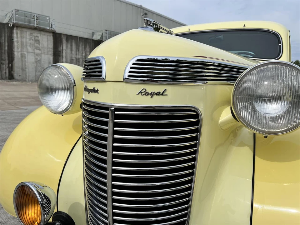 1937 Chrysler - Image 17 of 31