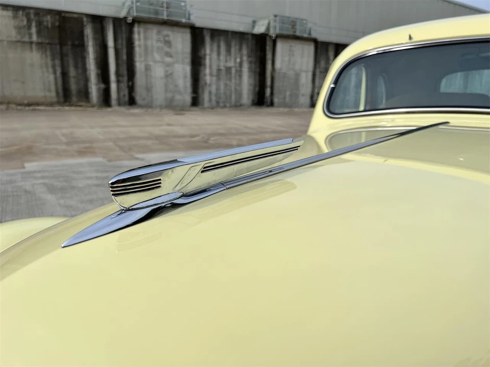 1937 Chrysler - Image 19 of 31