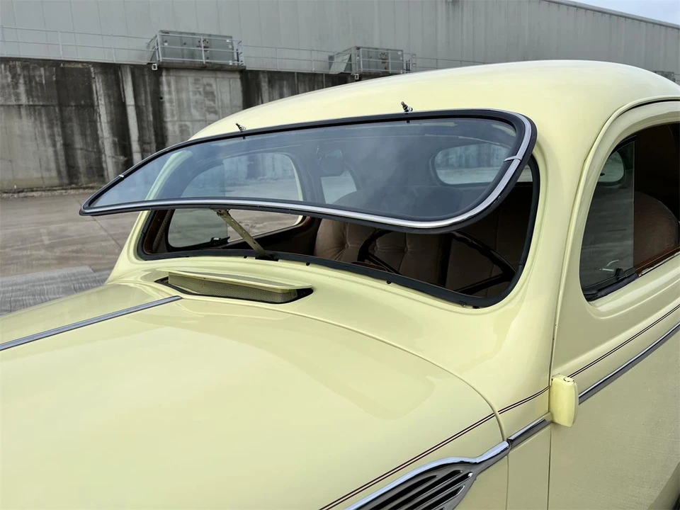 1937 Chrysler - Image 21 of 31
