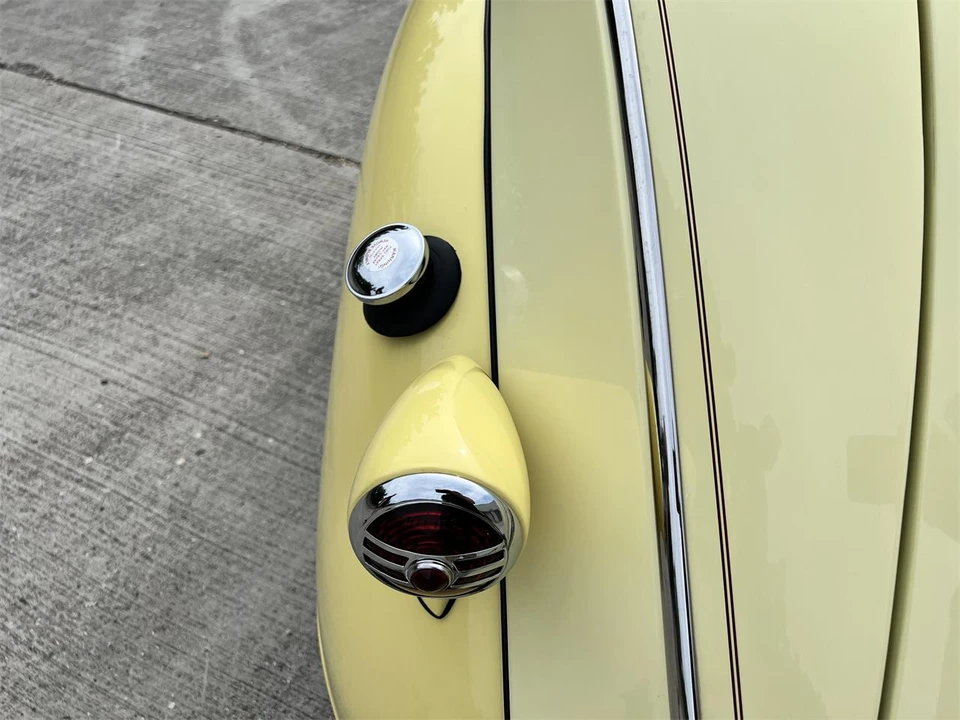1937 Chrysler - Image 23 of 31