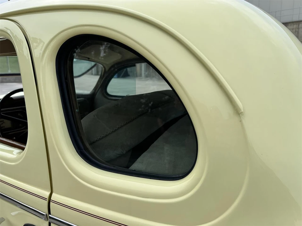 1937 Chrysler - Image 25 of 31