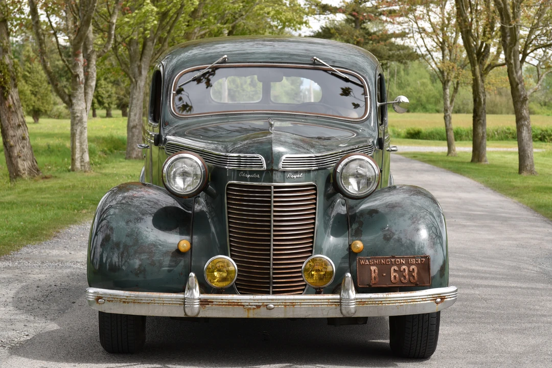 1937 Chrysler - Image 13 of 31