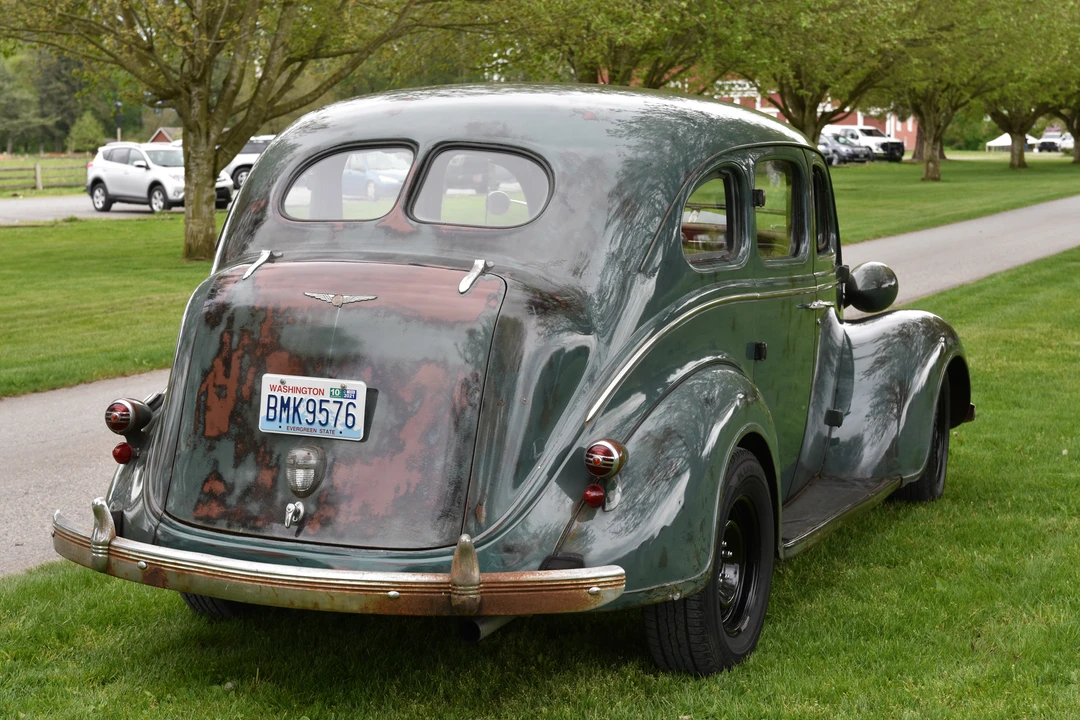 1937 Chrysler - Image 10 of 31