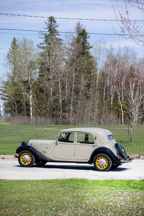 1937 Citroen Traction Avant - Image 4 of 24