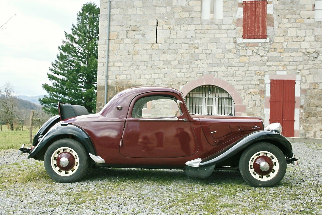 1937 Citroen Traction Avant - Image 2 of 11