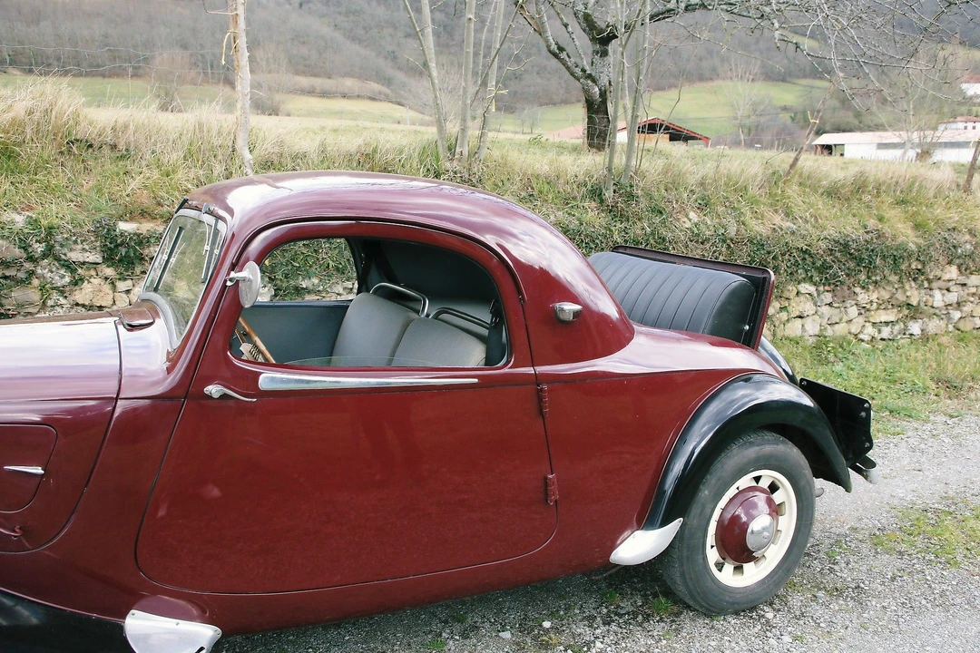 1937 Citroen Traction Avant - Image 5 of 11