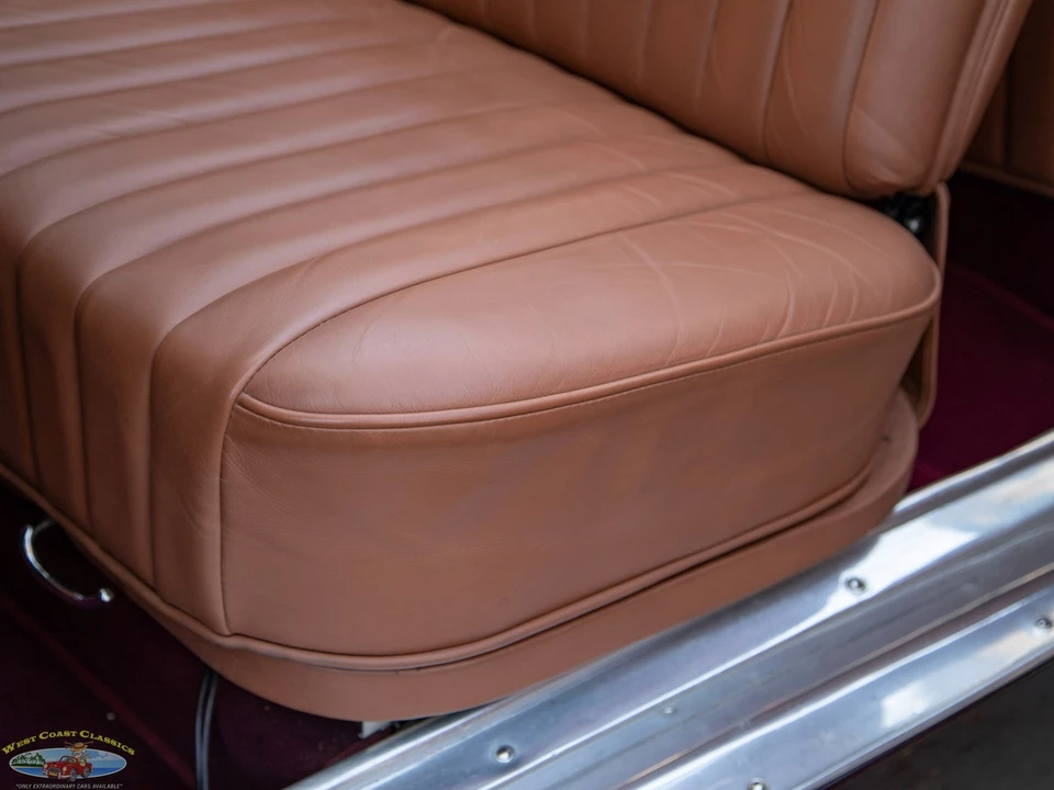 1937 Cord 810 & 812 - Image 29 of 31