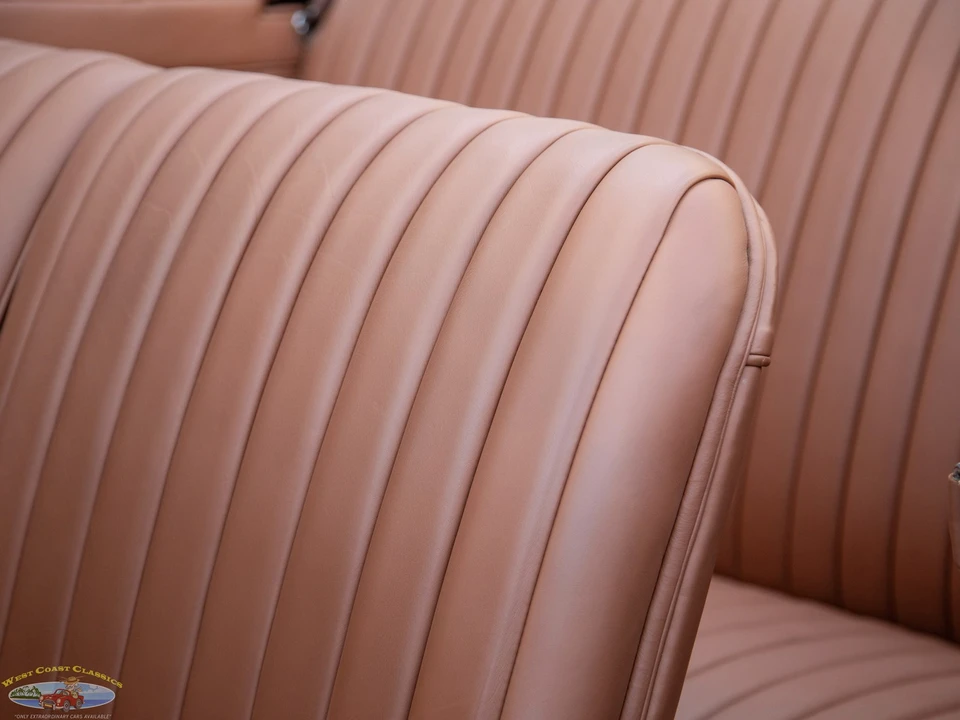 1937 Cord 810 & 812 - Image 30 of 31