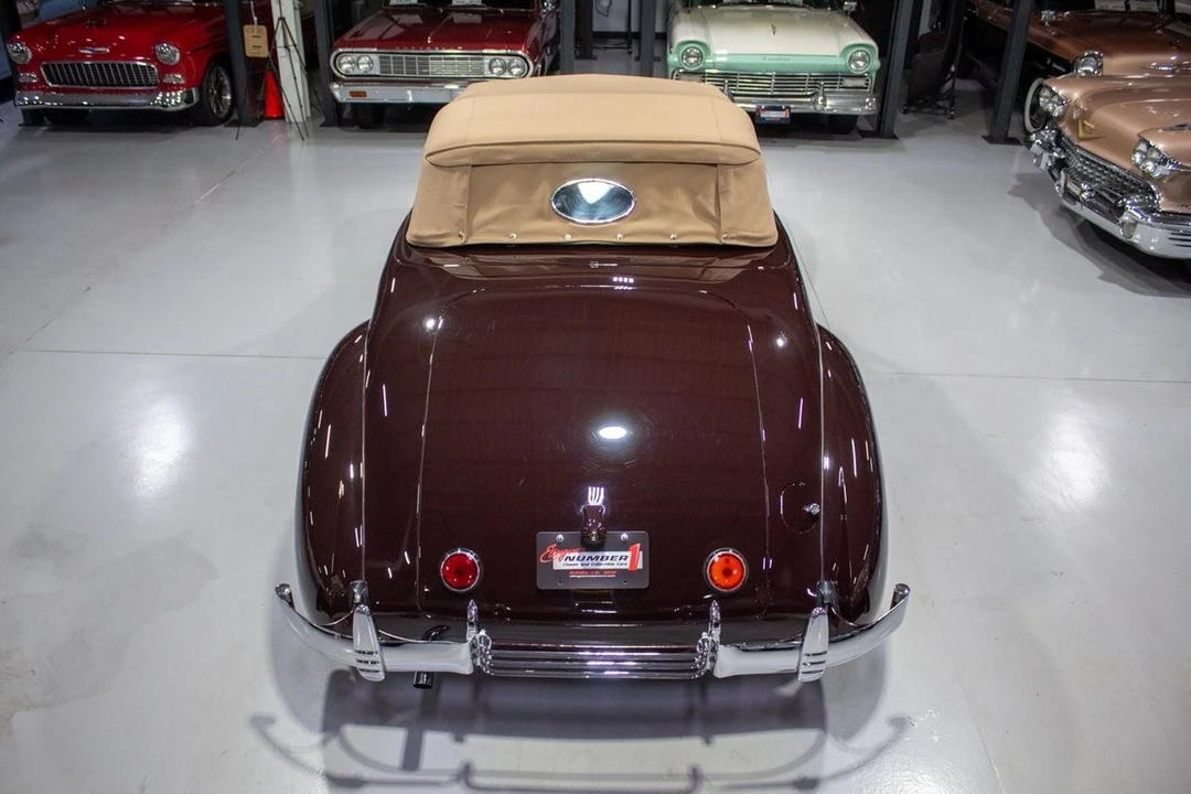 1937 Cord 810 & 812 - Image 18 of 31