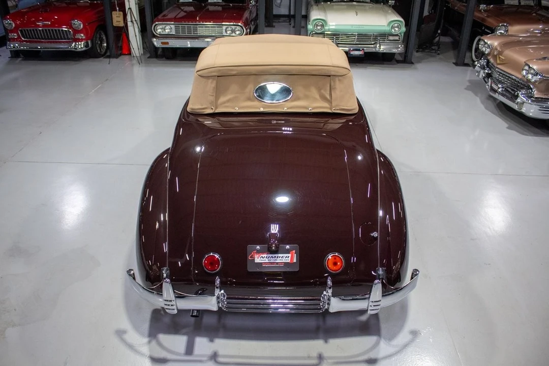 1937 Cord 810 & 812 - Image 18 of 21
