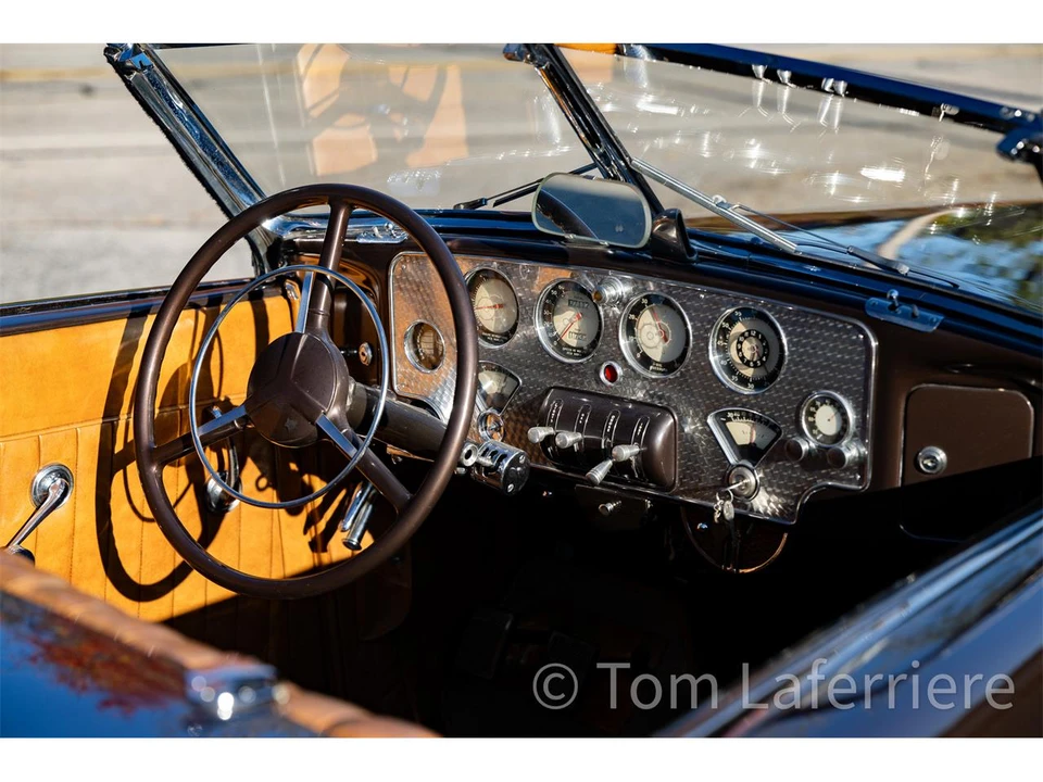 1937 Cord 810 & 812 - Image 14 of 23