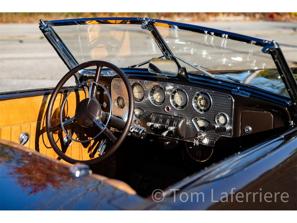 1937 Cord 810 & 812 - Image 17 of 23