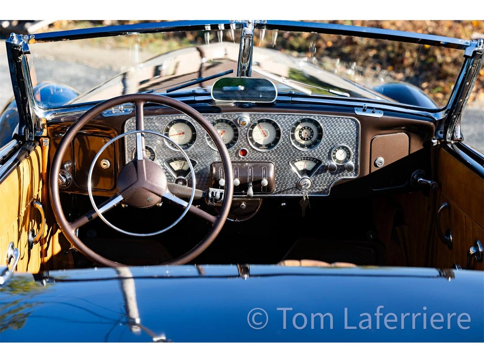 1937 Cord 810 & 812 - Image 18 of 23