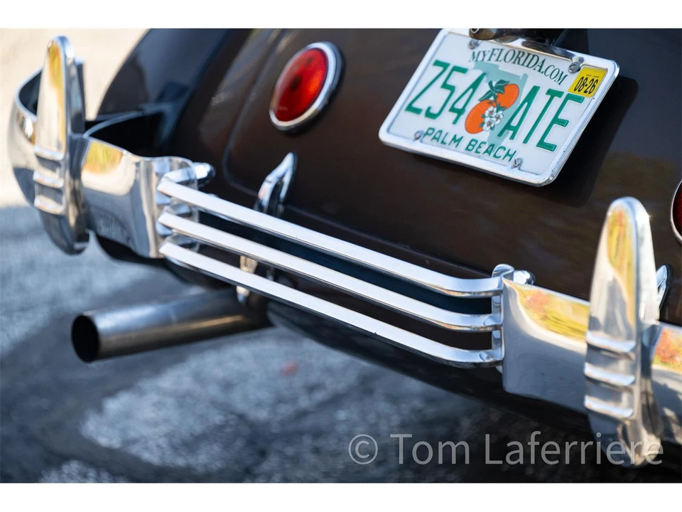 1937 Cord 810 & 812 - Image 19 of 23