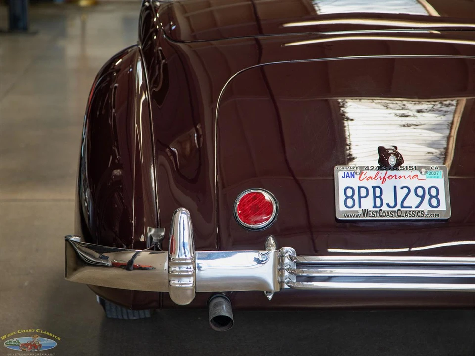 1937 Cord 810 & 812 - Image 18 of 31