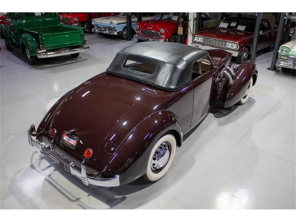 1937 Cord 810 & 812 - Image 23 of 31