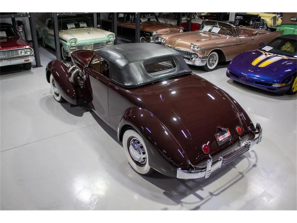 1937 Cord 810 & 812 - Image 25 of 31