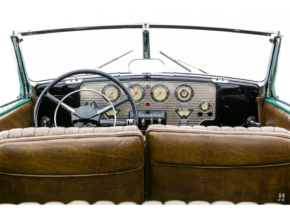 1937 Cord 810 & 812 - Image 10 of 31