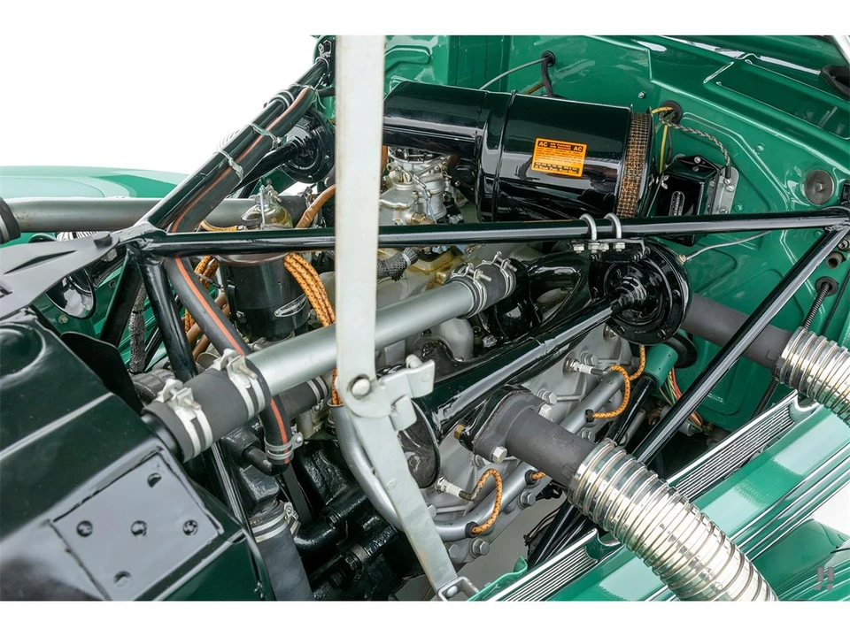 1937 Cord 810 & 812 - Image 7 of 31
