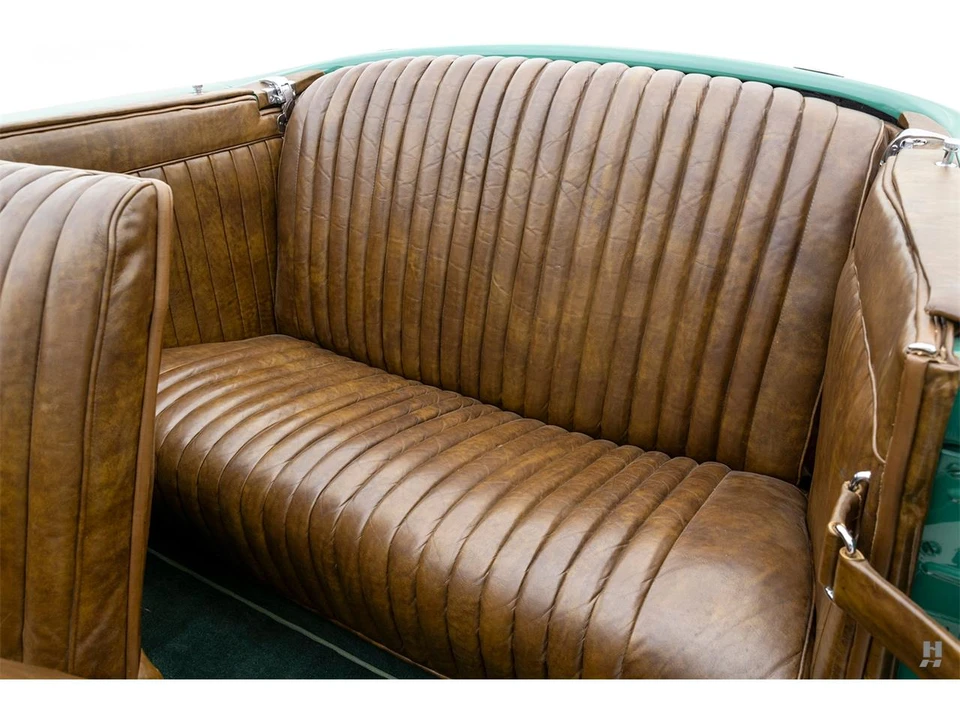1937 Cord 810 & 812 - Image 13 of 31