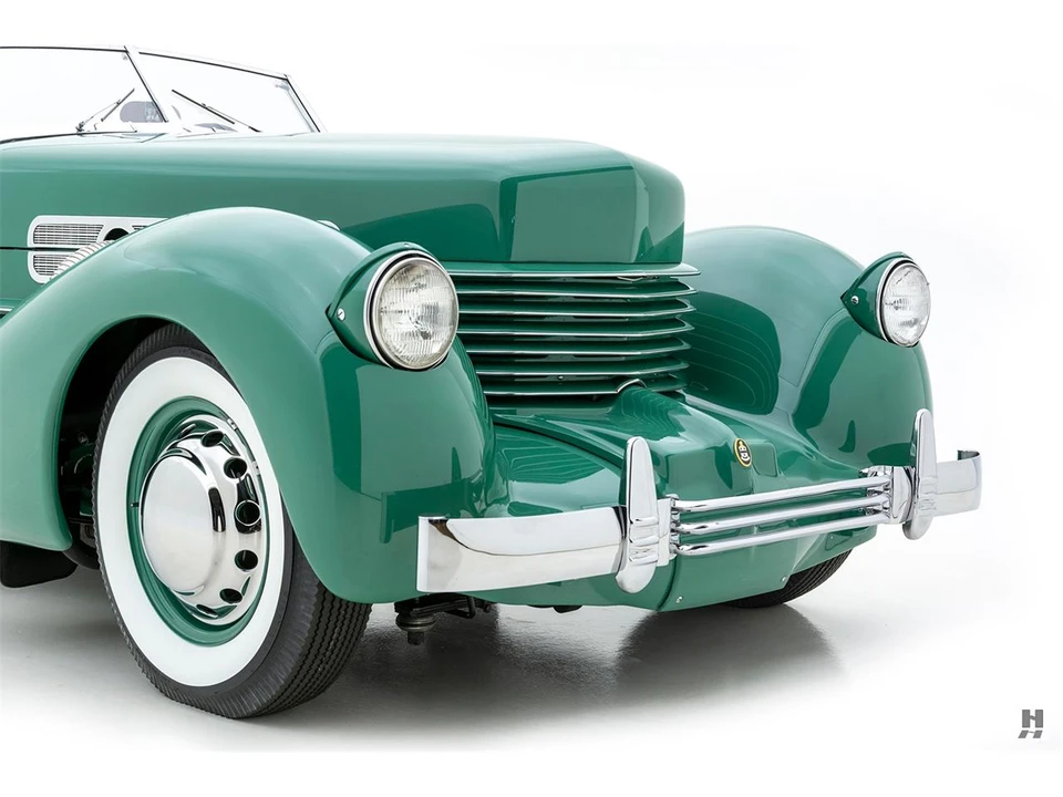 1937 Cord 810 & 812 - Image 20 of 31