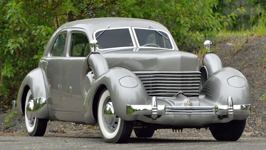 1937 Cord 810 & 812 - Image 12 of 31