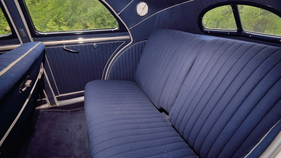 1937 Cord 810 & 812 - Image 18 of 31