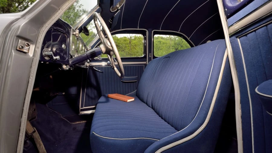 1937 Cord 810 & 812 - Image 24 of 31