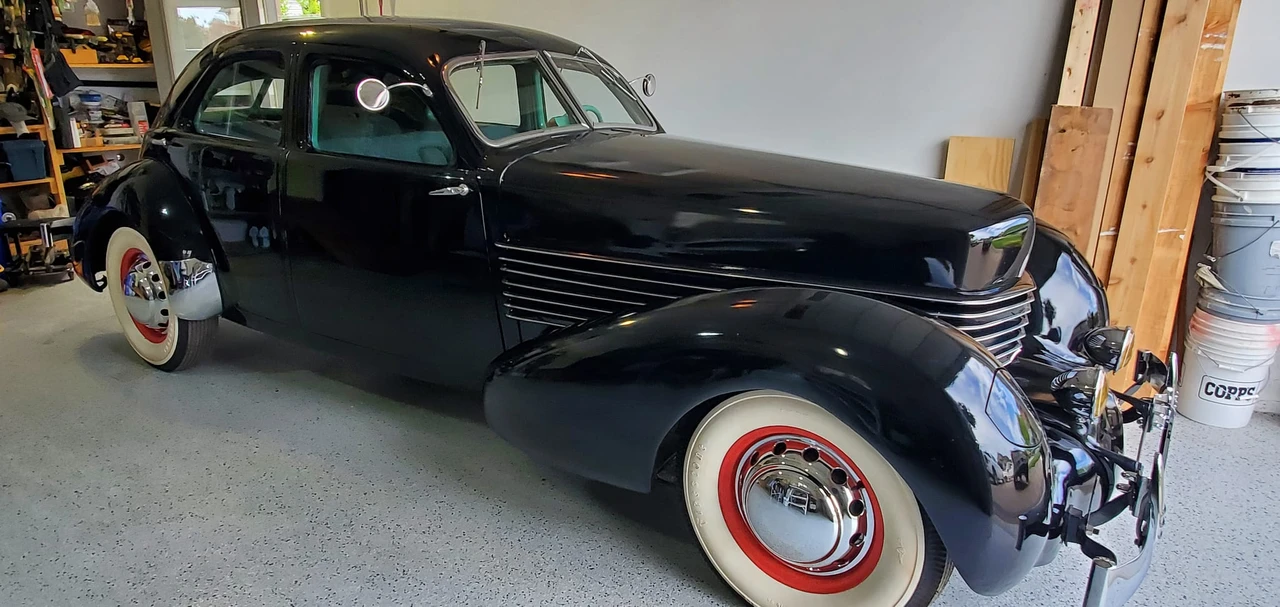 1937 Cord 810 & 812 - Image 25 of 31