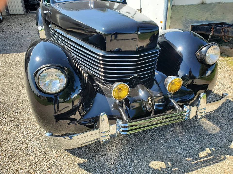 1937 Cord 810 & 812 - Image 27 of 31