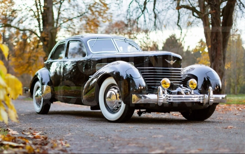 1937 Cord 810 & 812 - Image 2 of 10