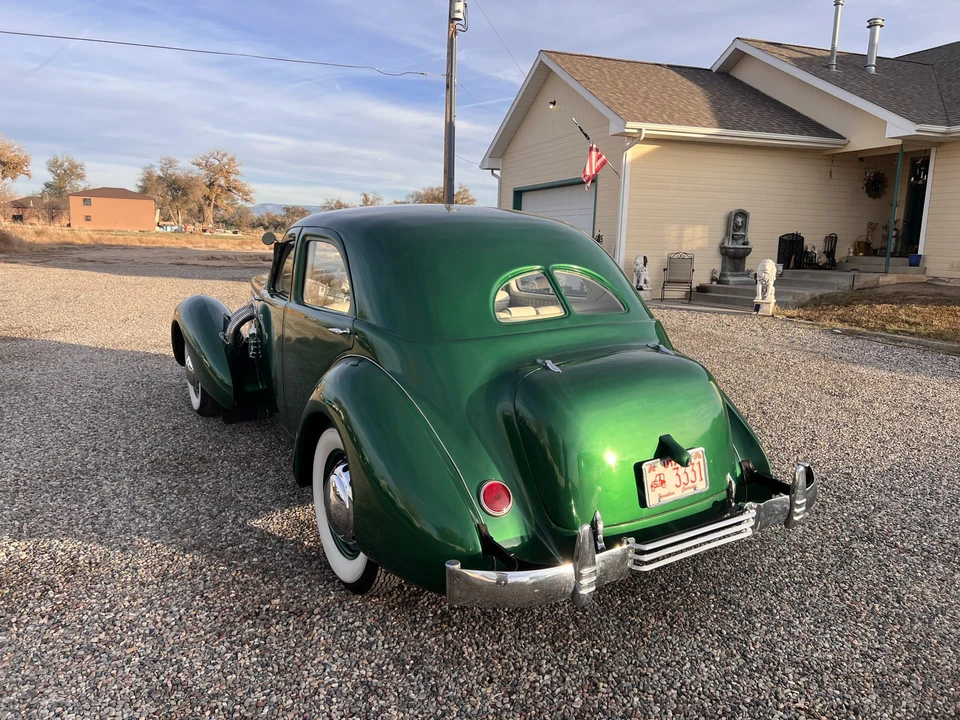 1937 Cord 810 & 812 - Image 20 of 31
