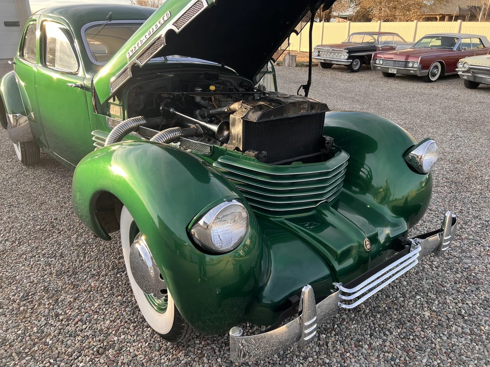 1937 Cord 810 & 812 - Image 27 of 31