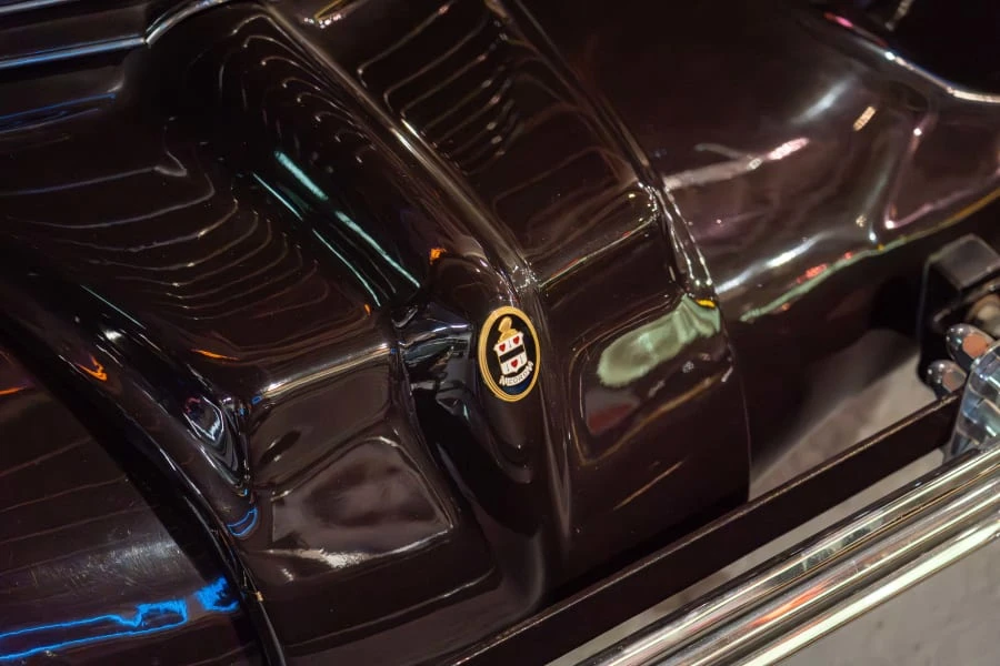 1937 Cord 810 & 812 - Image 6 of 15