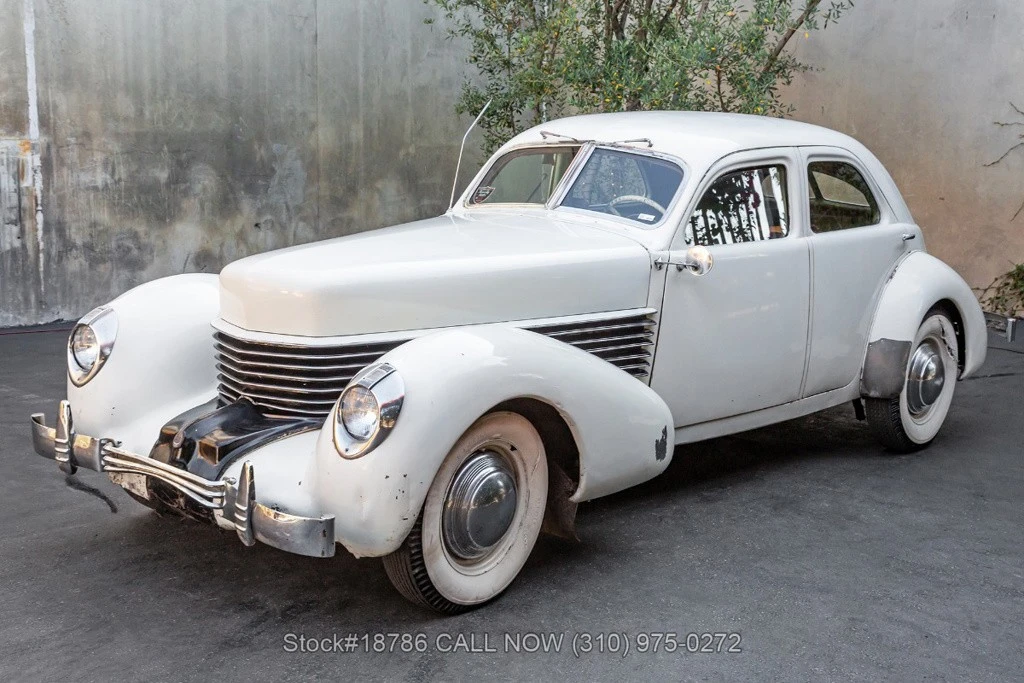 1937 Cord 810 & 812 - Image 8 of 12