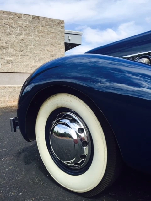 1937 Cord 810 & 812 - Image 19 of 31