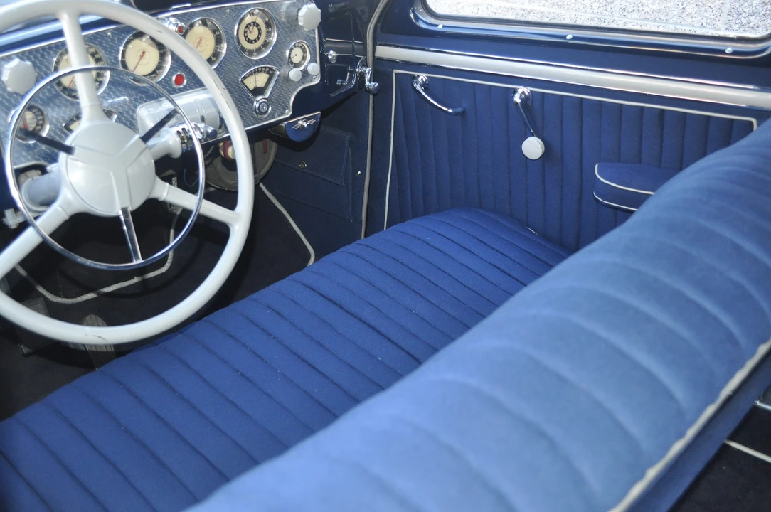 1937 Cord 810 & 812 - Image 25 of 31
