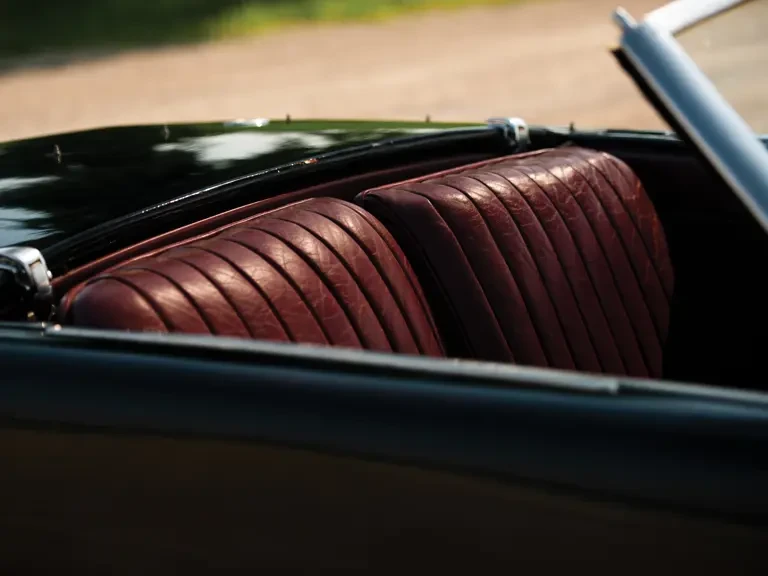 1937 Cord 810 & 812 - Image 14 of 27