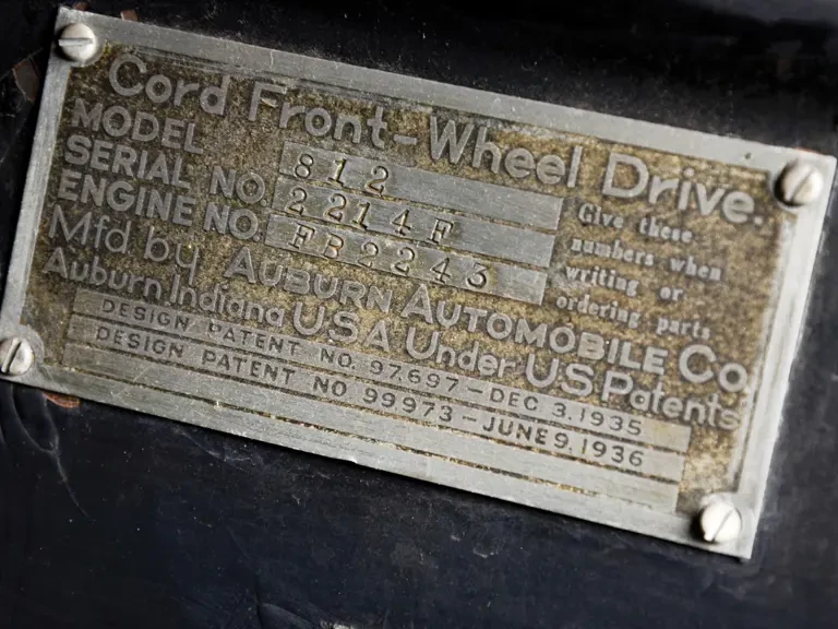 1937 Cord 810 & 812 - Image 18 of 27