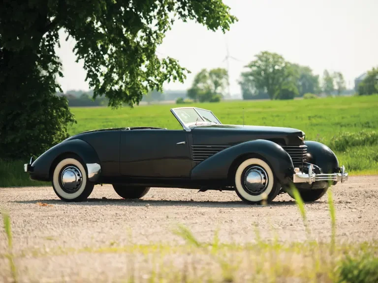1937 Cord 810 & 812 - Image 27 of 27