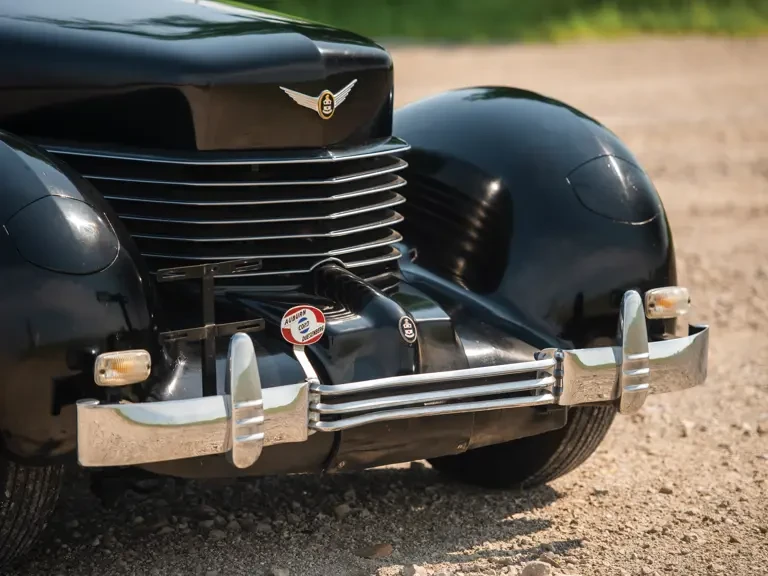 1937 Cord 810 & 812 - Image 11 of 27