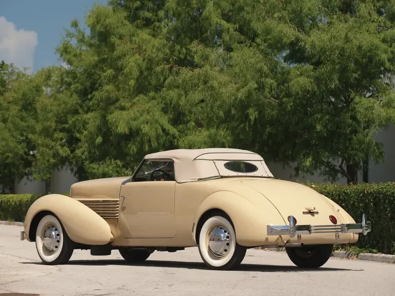 1937 Cord 810 & 812 - Image 4 of 23