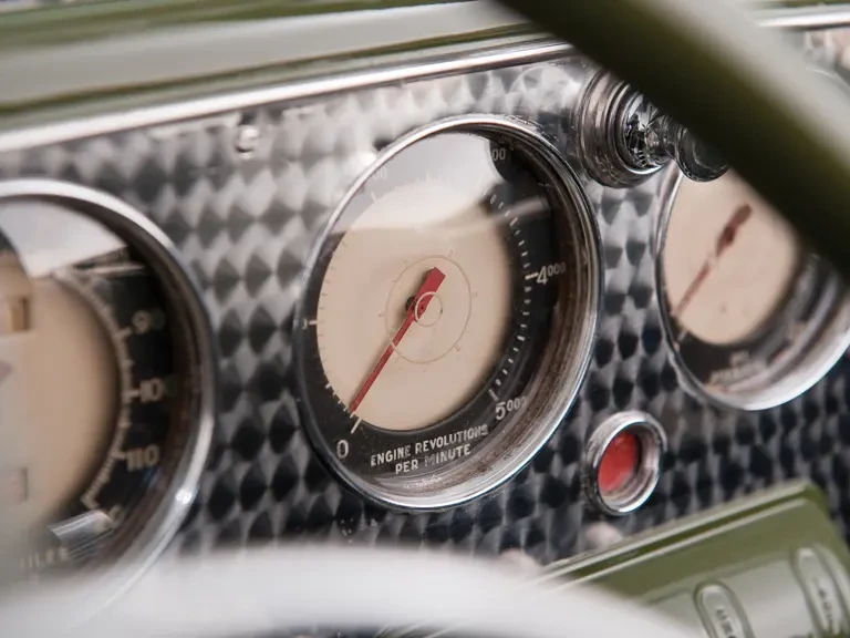 1937 Cord 810 & 812 - Image 12 of 23