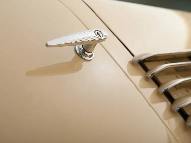 1937 Cord 810 & 812 - Image 21 of 23
