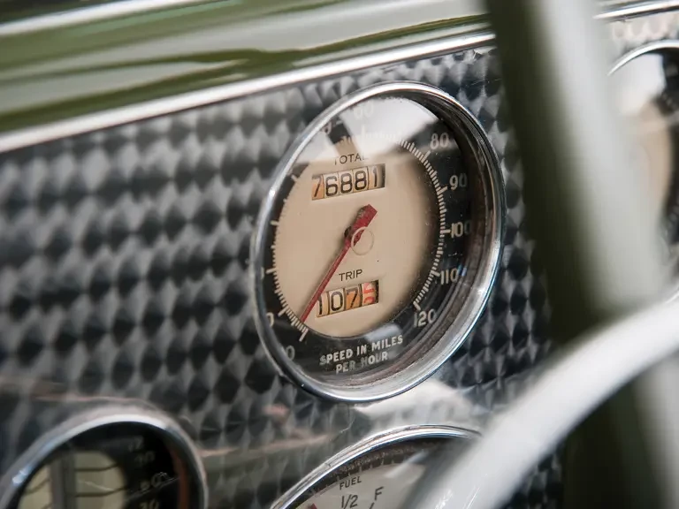 1937 Cord 810 & 812 - Image 9 of 23