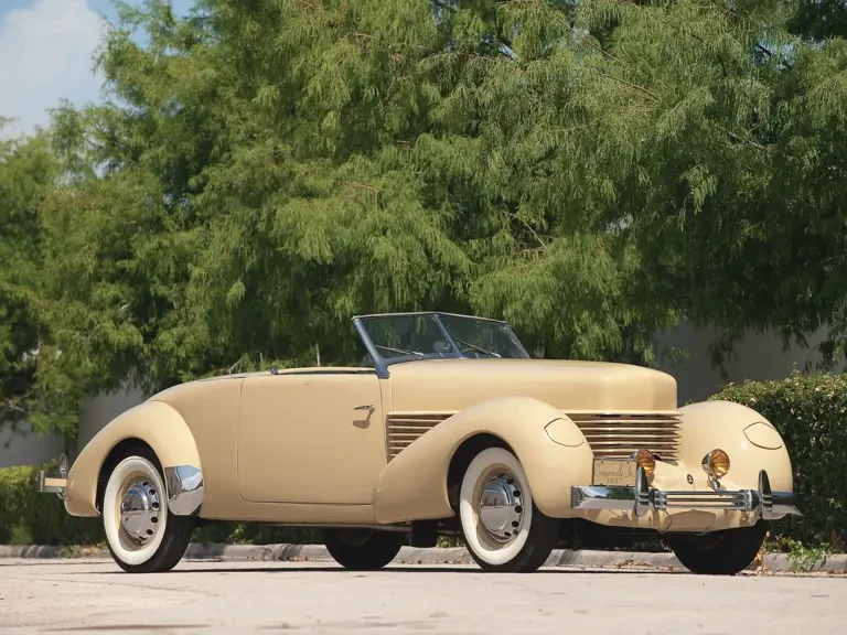 1937 Cord 810 & 812 - Image 3 of 23