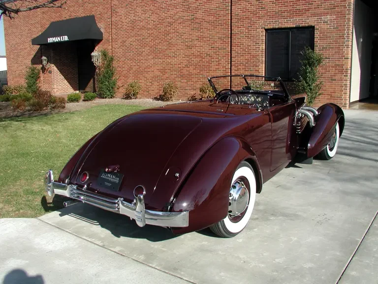 1937 Cord 810 & 812 - Image 8 of 8