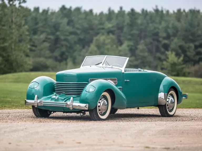 1937 Cord 810 & 812 - Image 2 of 15