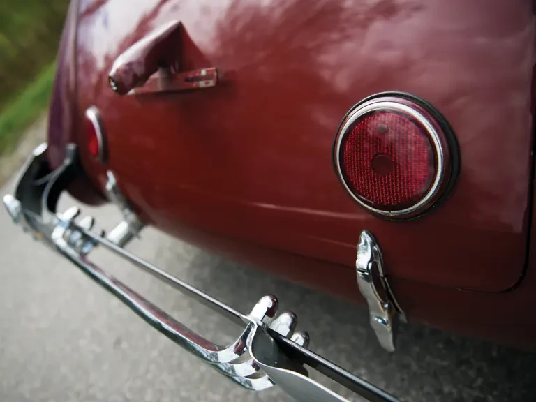 1937 Cord 810 & 812 - Image 28 of 31