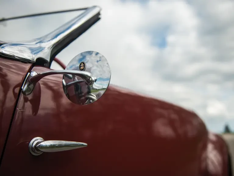 1937 Cord 810 & 812 - Image 10 of 31